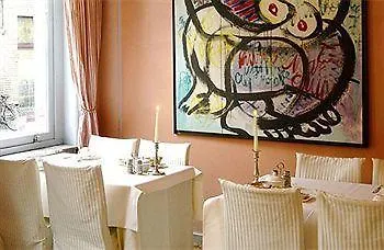 Hotel Notre Dame Μπριζ 2*,