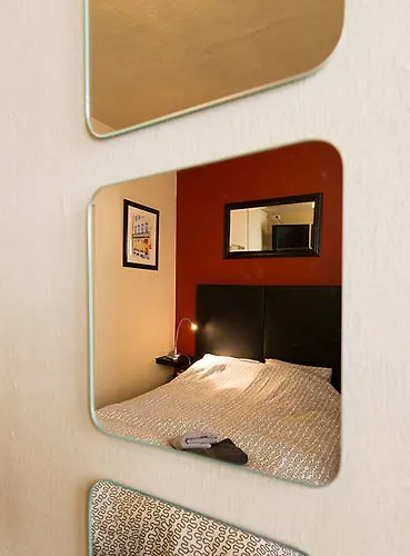Hotel Notre Dame Μπριζ 2*,
