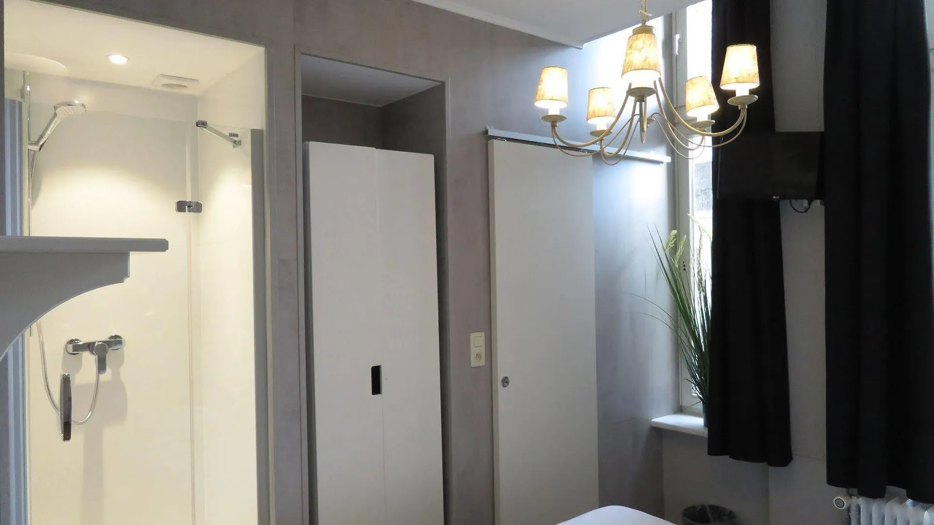 Hotel Notre Dame Μπριζ