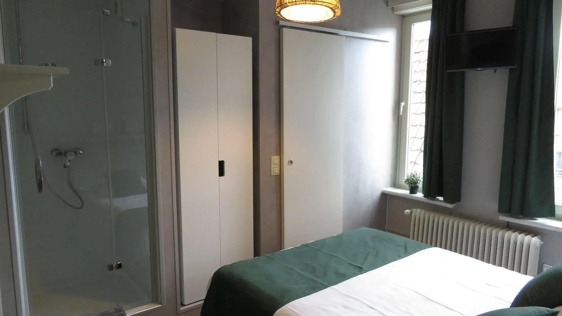 **  Hotel Notre Dame Μπριζ Βέλγιο
